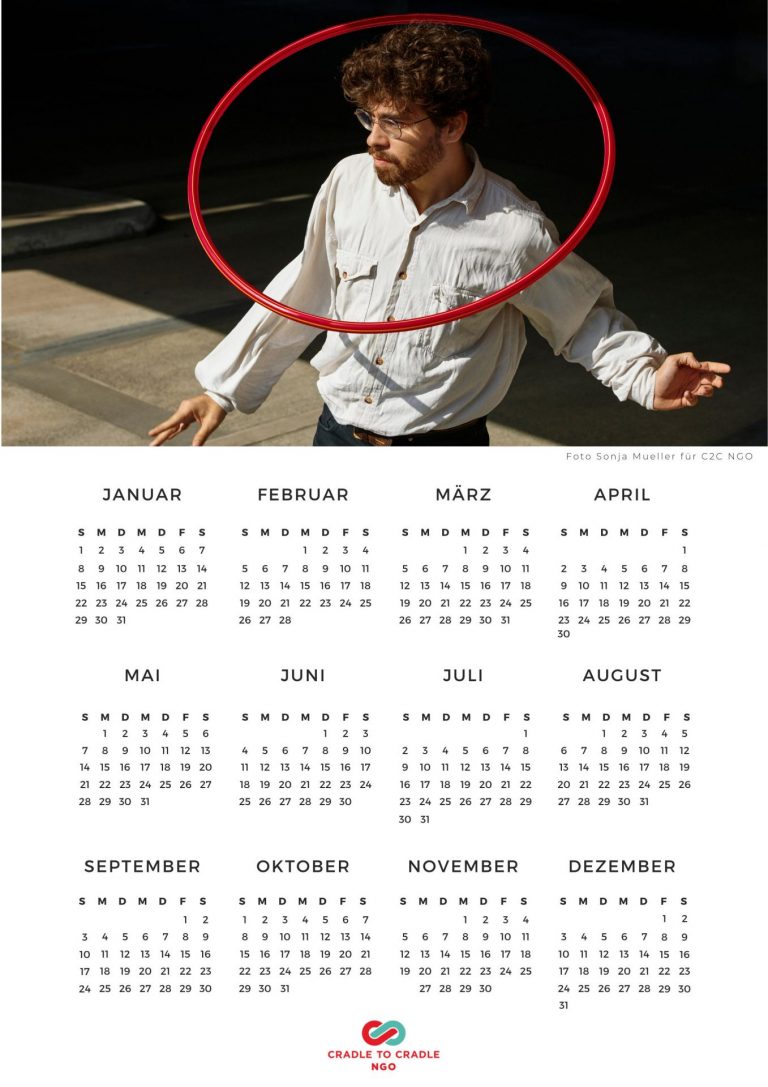 Kalender 2023 mit Foto von Person und Reifen